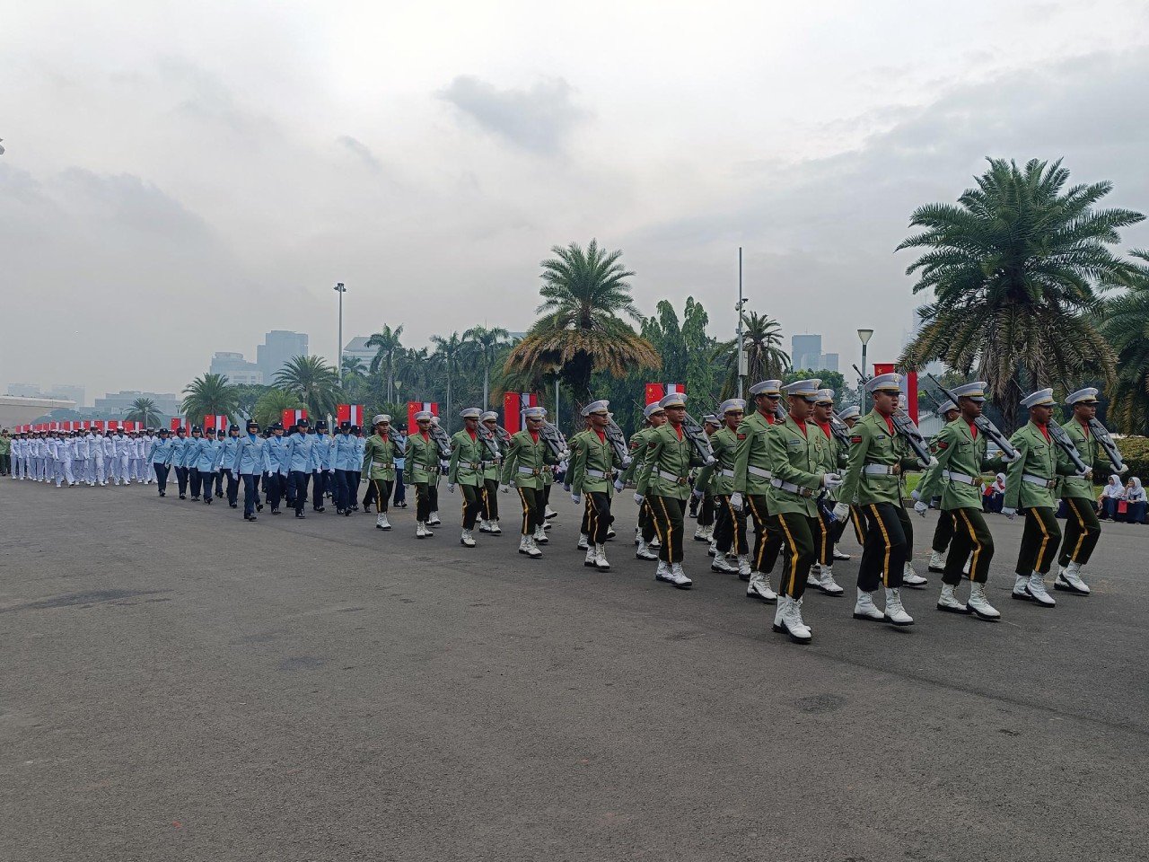 Mix Thress 6 with makeup